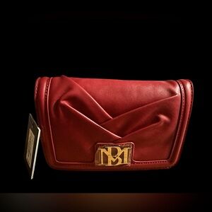 NWT BADGLEY MISCHKA Pleated Crossbody Bag with chain strap. MSRP $89.